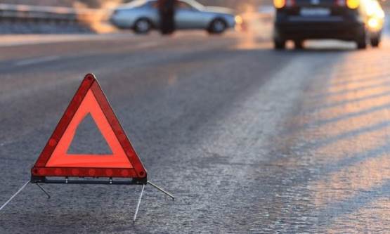 Ақмола облысында көлік жол қоршауына соғылып, 1 адам қаза тапты