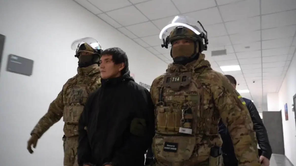 Атырауда қайын жұртын қырып салды делінген күдікті күйеубаланың соты басталғалы жатыр