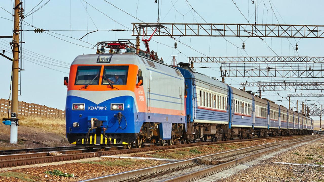 Еліміздің локомотив паркі 72 жаңа техникамен толықты