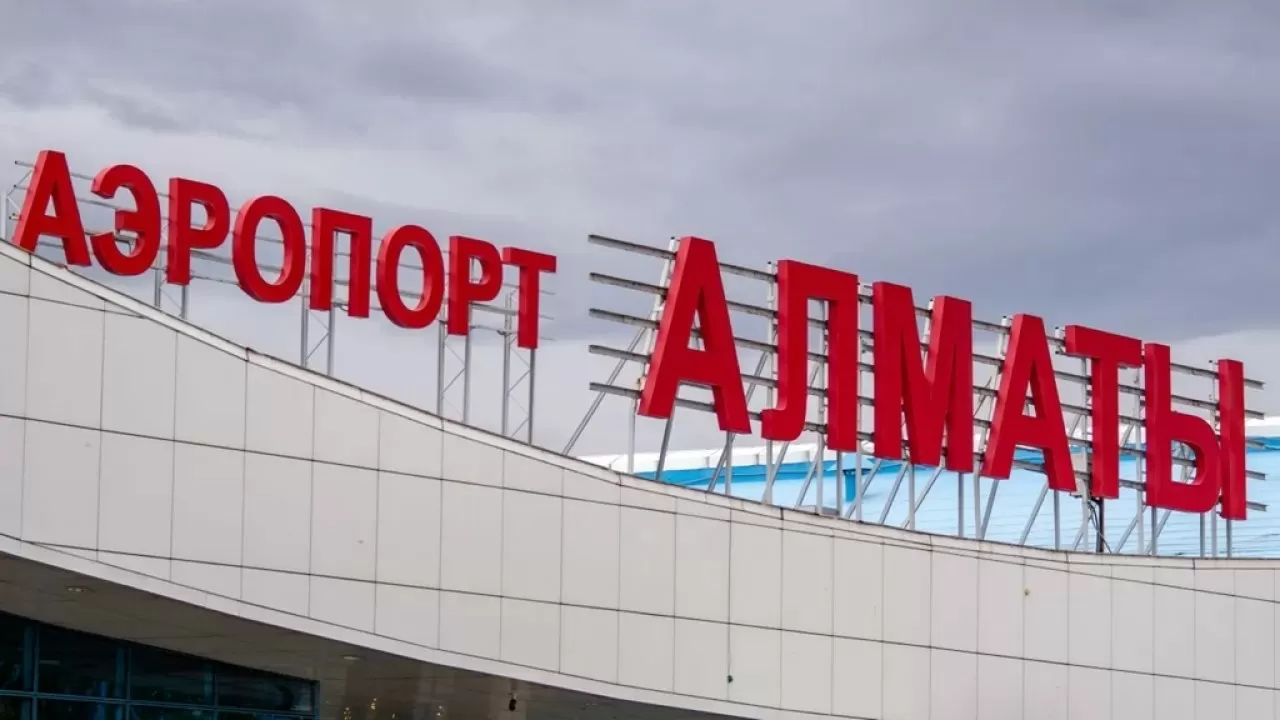 Власти нашли виновных в потопе аэропорта Алматы 