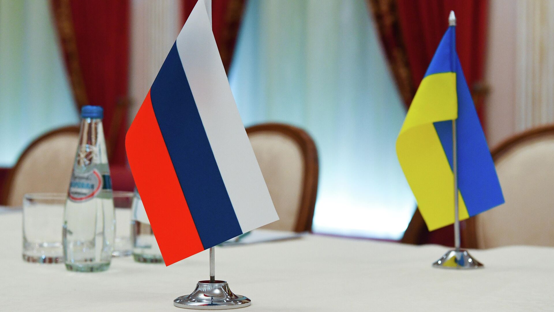 Ресей мен Украина Жеңіс күніне орай атысты тоқтатуға келісті