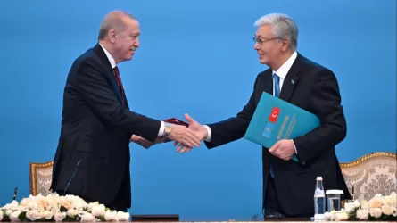 Казахстан и Турция подписали Декларацию о вечной дружбе и стратегическом партнерстве  