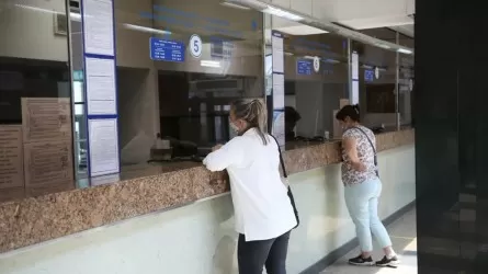 Банки и страховщики Казахстана обязали чаще раскрывать финотчетность 