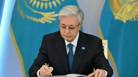 В Казахстане раскрыли юридическую силу будущих указов президента 