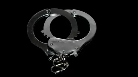 Почему матерей и одиноких отцов по-разному защищают от адмареста в РК 