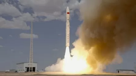 Китай вывел в космос новую партию спутников 