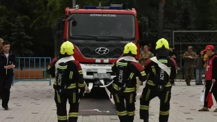 В Петропавловске спасатели тащили многотонные машины на скорость