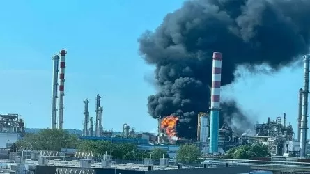 На НПЗ нефтяного гиганта Венгрии произошел взрыв 