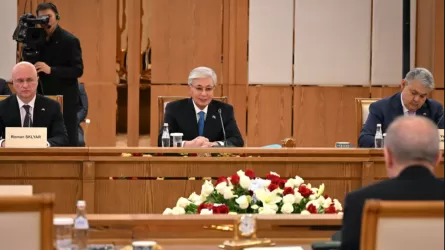 Казахстан и Турция подписывают декларацию о вечной дружбе  