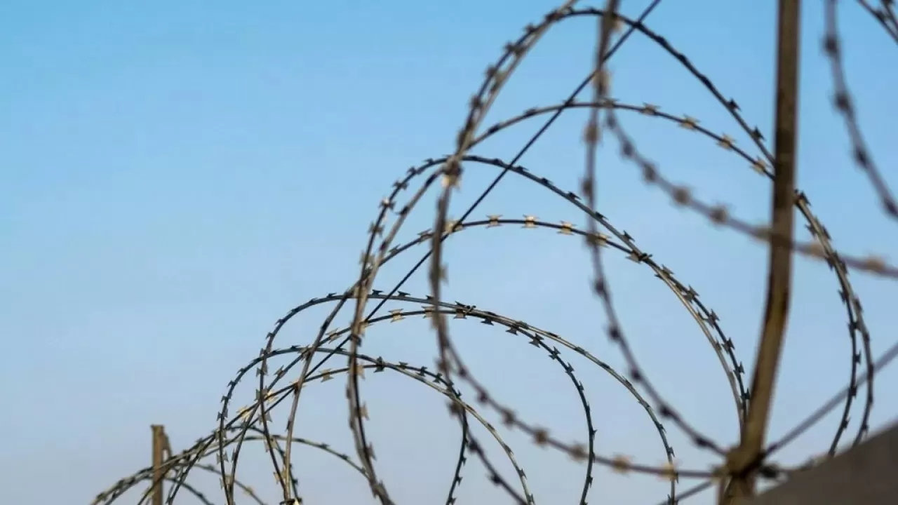 Парламент одобрил законы об амнистии 