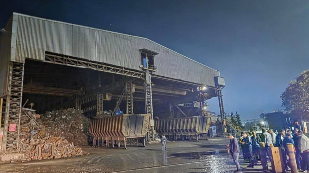 Түркияда зауытта апат болып, 3 адам қаза болды