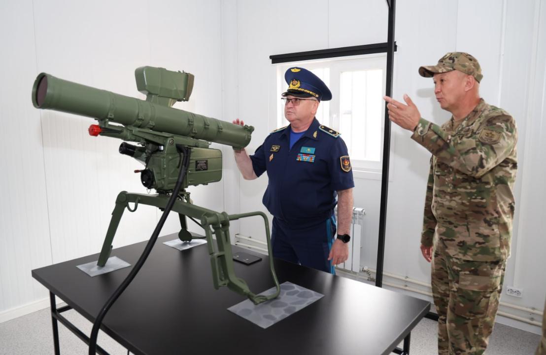 Астанада Қорғаныс министрінің орынбасары әскери бөлімдерді тексерді