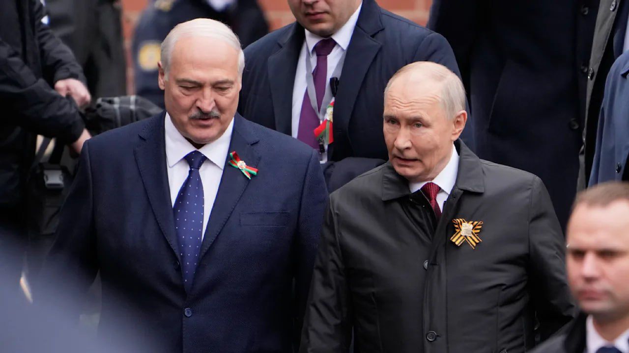 Лукашенко Зеленскийден кешірім сұрап, Путинге кеңес берді