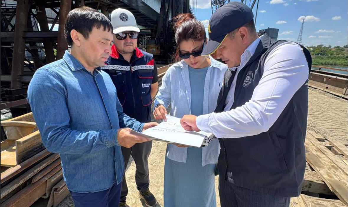 Семейдегі автогуж көпірін реконструкциялау жұмыстарының барысы тексерілді