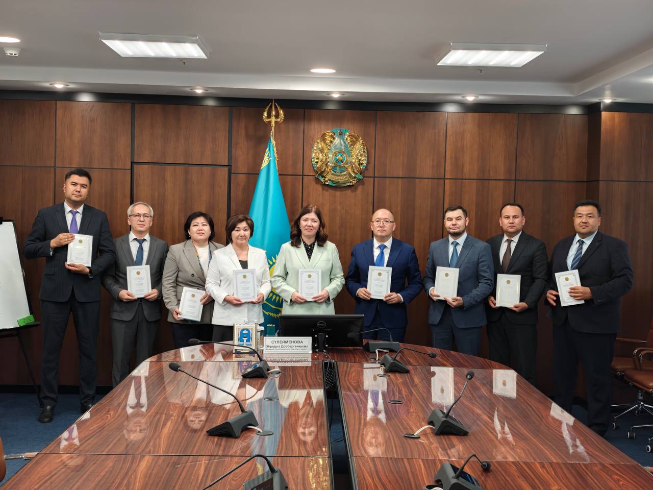 Оқу-ағарту министрі өңірлік білім басқармаларының басшыларымен кеңес өткізді