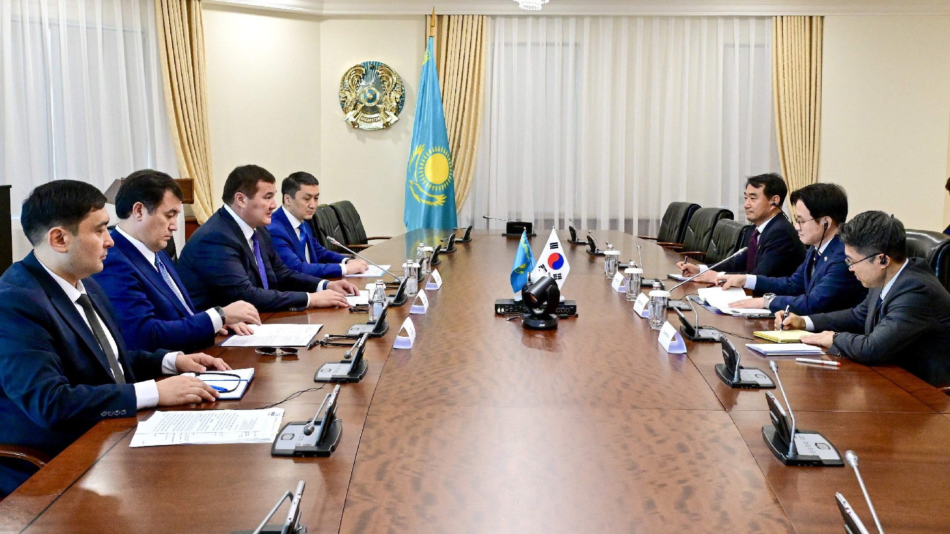 Қазақстан мен Корея жаңа бірлескен жобаларды іске асыруға келісті