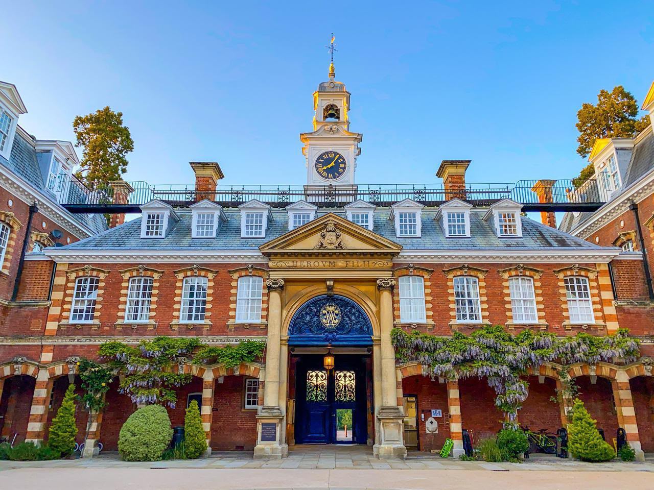 Британдық Wellington тобы Қазақстандағы Haileybury мектептерінің серіктесі болады