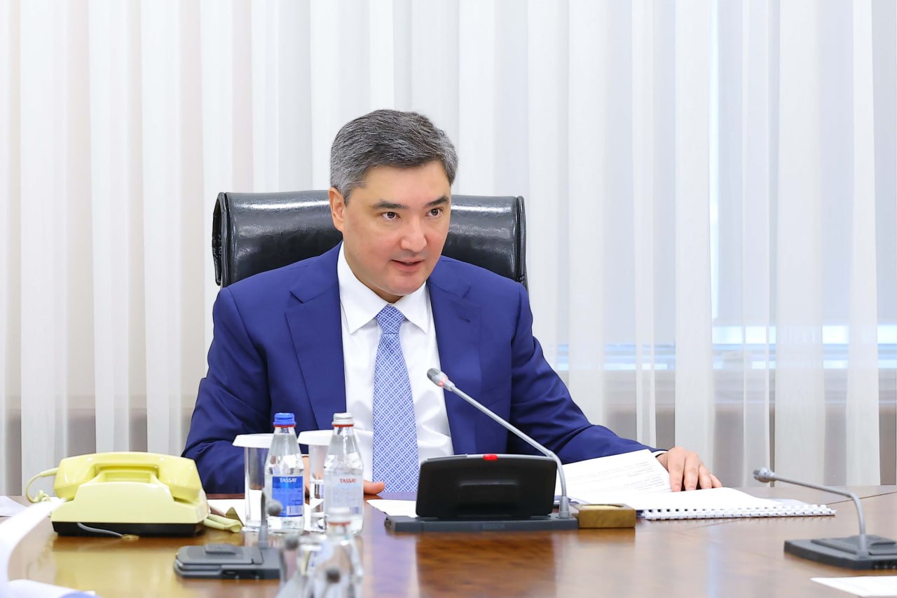 "Сіздің жеке жауапкершілігіңіз": Бектенов "ҚТЖ" басшысына тапсырма берді