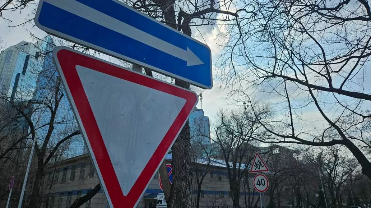 Одностороннее движение вводят на двух улицах в Алматы