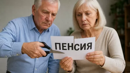 Тысячам казахстанцев грозит сокращение пенсий из-за сбоя в учете 