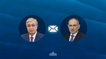 Токаев поздравил Пашиняна 