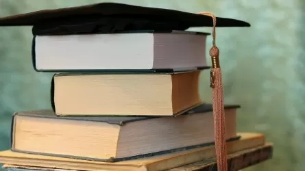 184 казахстанца получили стипендию "Болашак"