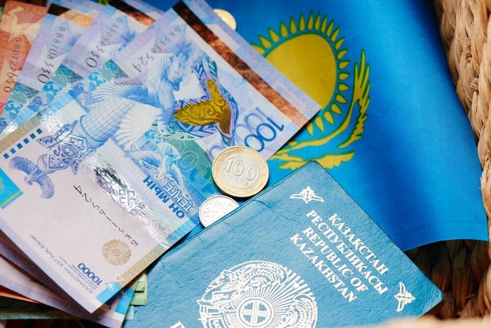 Жыл басынан бері азаматтар шекарадан 6,9 млрд теңгені алып өтпек болған