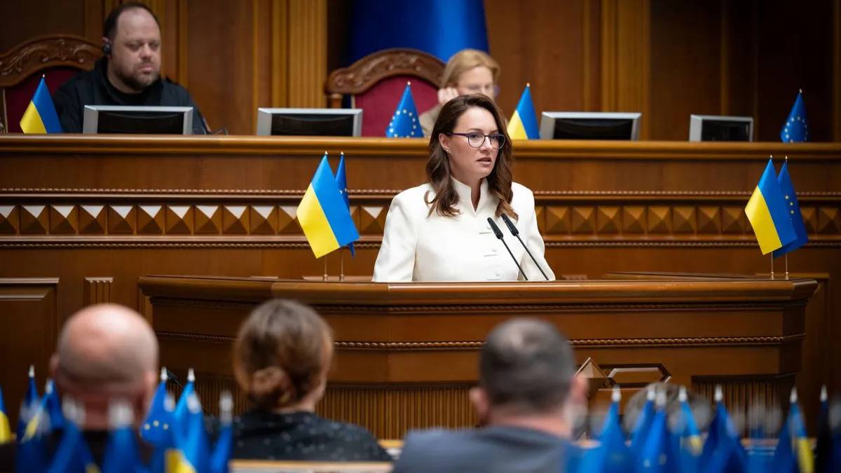 Украина үкіметі толығымен отставкаға кетті