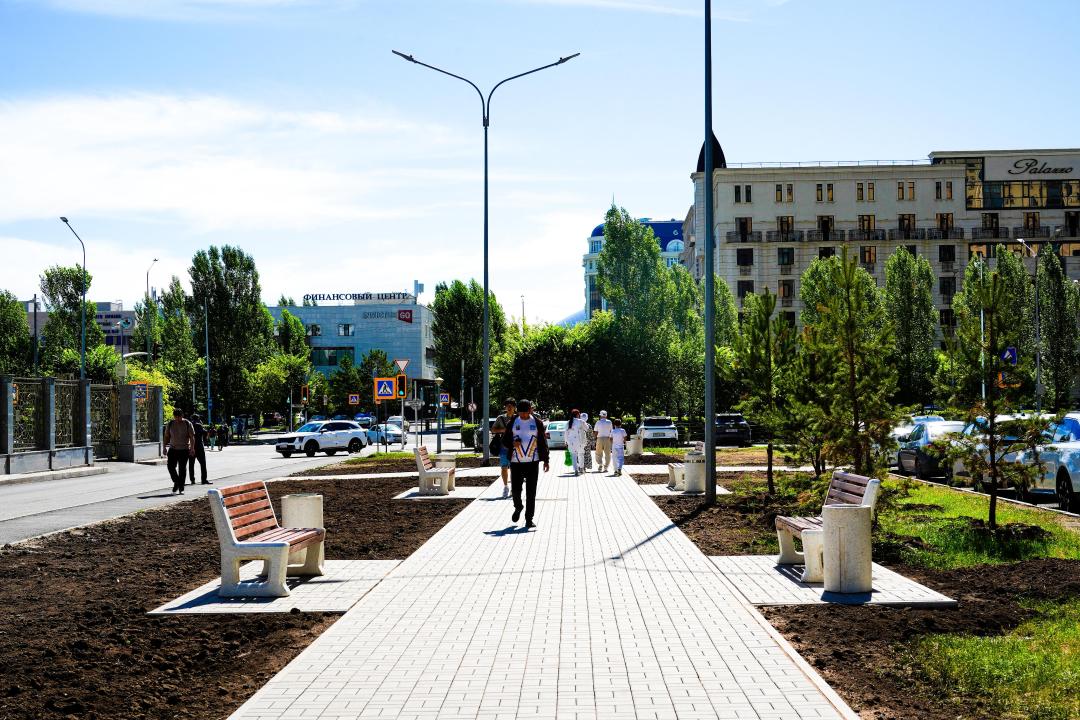 Астанада &laquo;Конституция аллеясы&raquo; ашылды