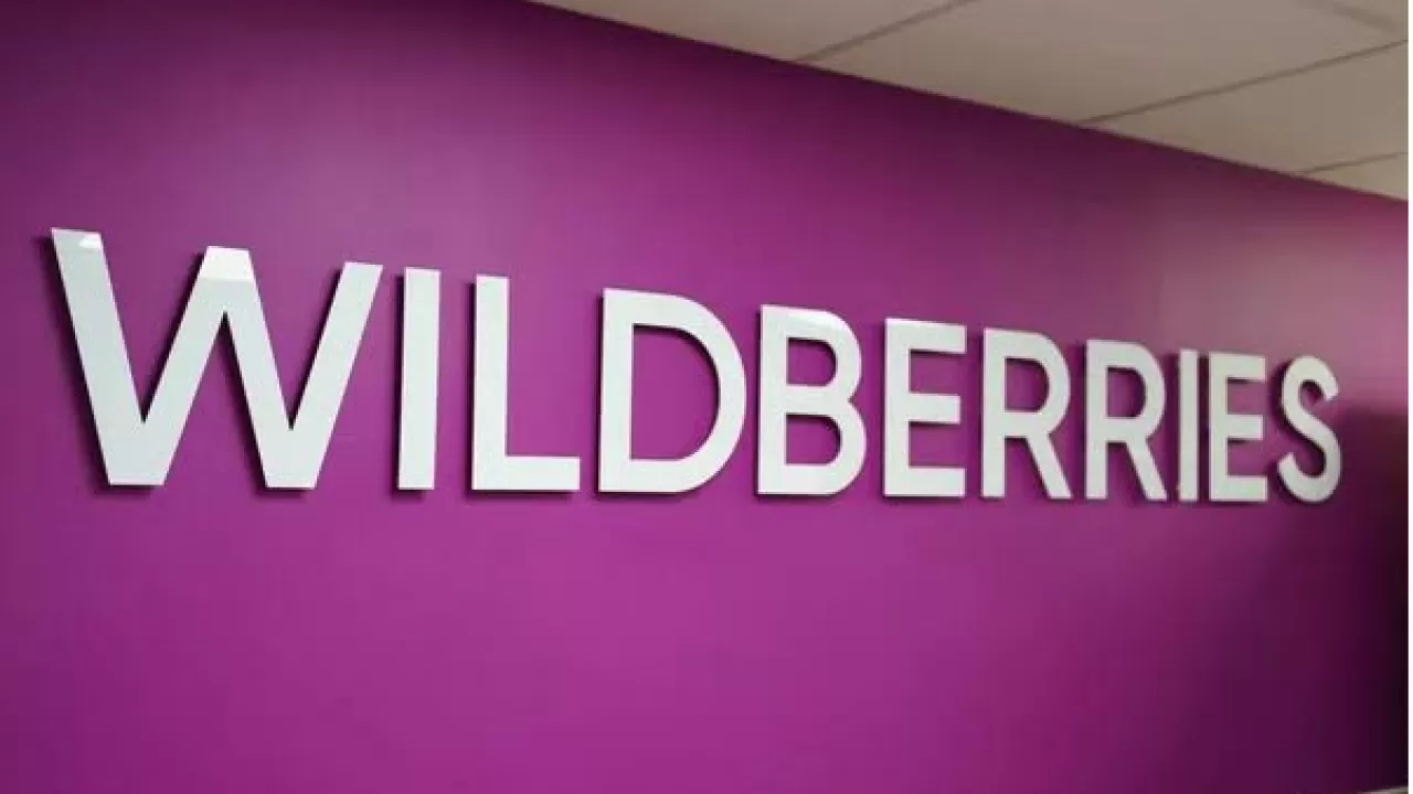 В Подмосковье потушили загоревшийся от удара БПЛА склад Wildberries