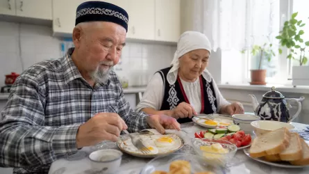  Врачи рассказали, каким должен быть завтрак для пожилых людей