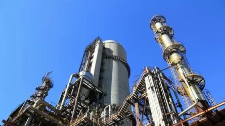 Кыргызстан усиливает переработку нефти из-за сокращения поставок из России 