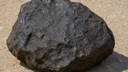Метеорит принес на Землю редкие аминокислоты