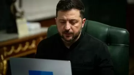 Зеленский меняет правительство Украины 