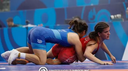 Казахстан завоевал первую медаль на юношеском ЧМ U17 по женской борьбе