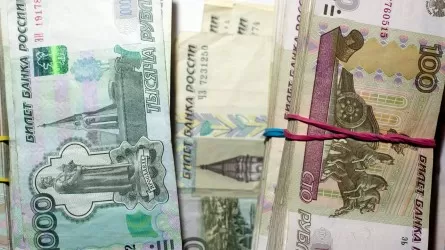 Рынок рублей в Казахстане показал рекордный разворот 