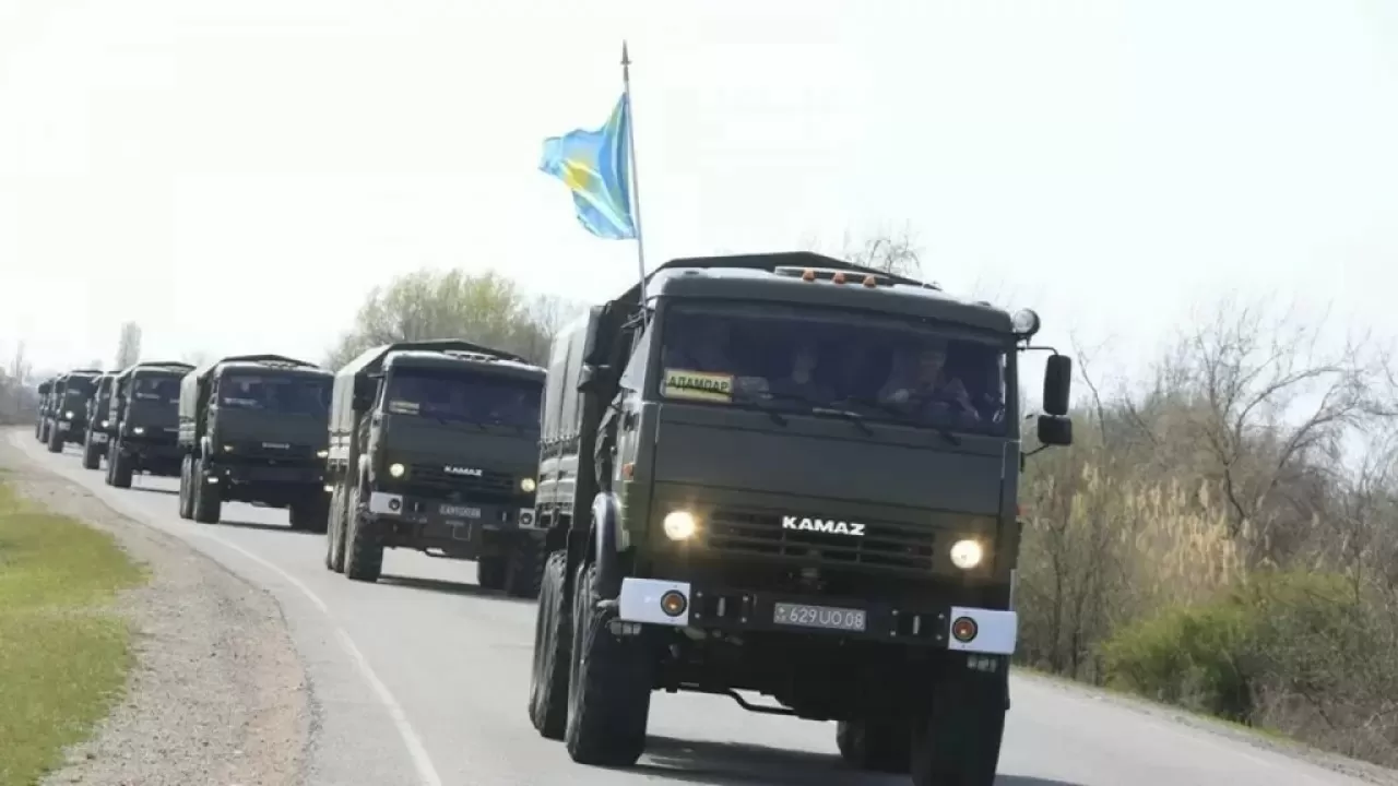 Военная техника на дорогах и в небе: минобороны сделало заявление 