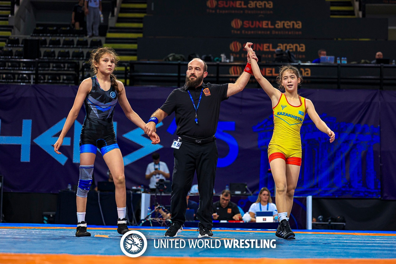 Қазақстан әйелдер күресінен U17 әлем чемпионатын екі медальмен аяқтады