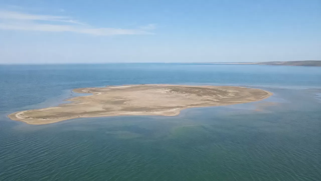 В Каспийском море появился новый остров