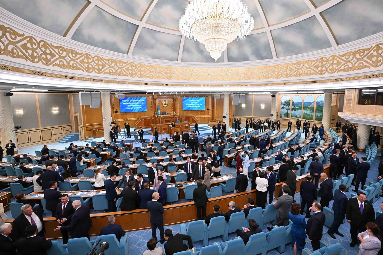 Президент Құрылтайдың алдында тұрған маңызды міндеттерді атады