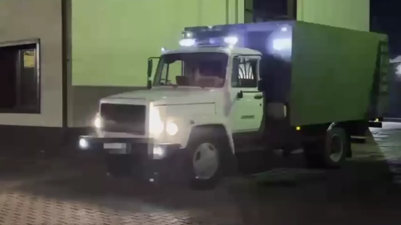 Бежавшего с 500 тыс. долларов казахстанца вернули из России 