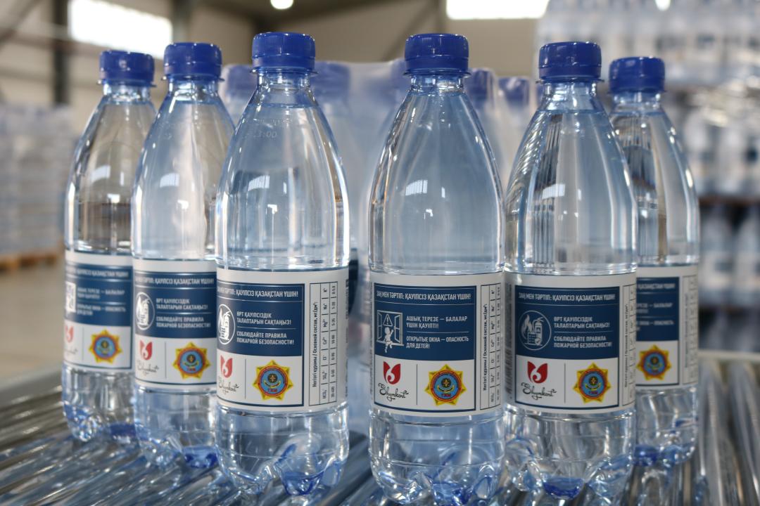ТЖМ ауыз су бөтелкелерінің жапсырмасы арқылы қауіпсіздік ережелерін ескертті