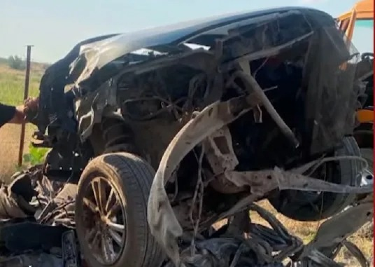 Шымкентте мектепке киім алуға шыққан отбасы жол апатына ұшырады
