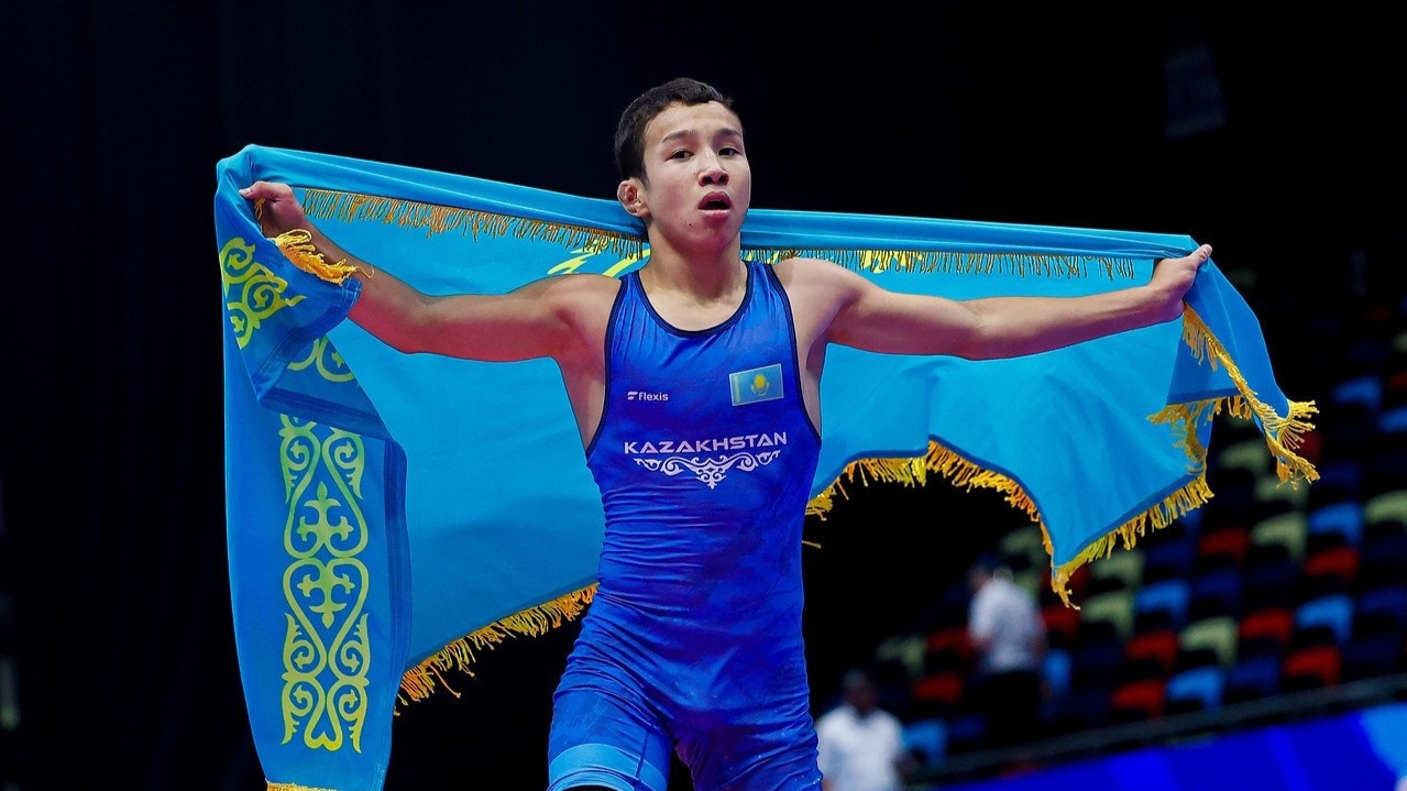 Қазақстандық жас балуандар әлем чемпионатында 8 медаль жеңіп алды