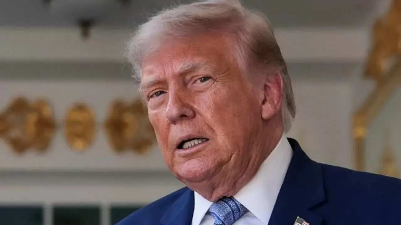Трамп снова отложил удар по Ирану 