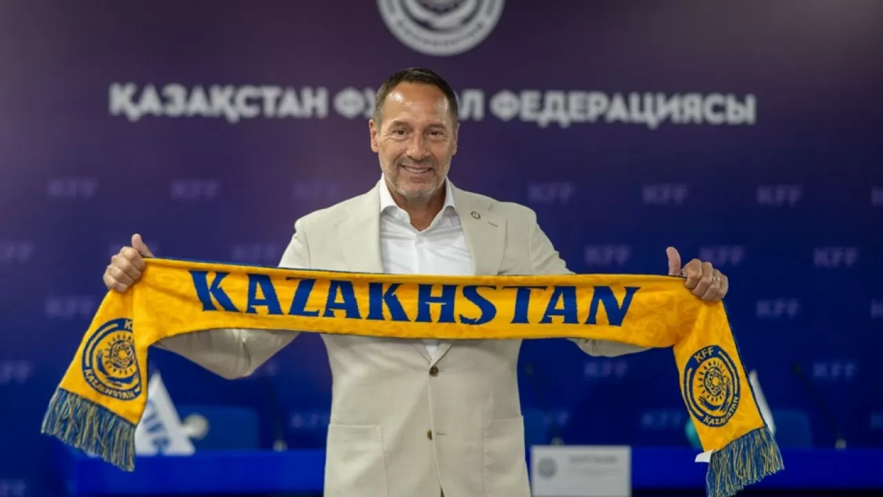 Чемпион Европы может возглавить сборную Казахстана по футболу 