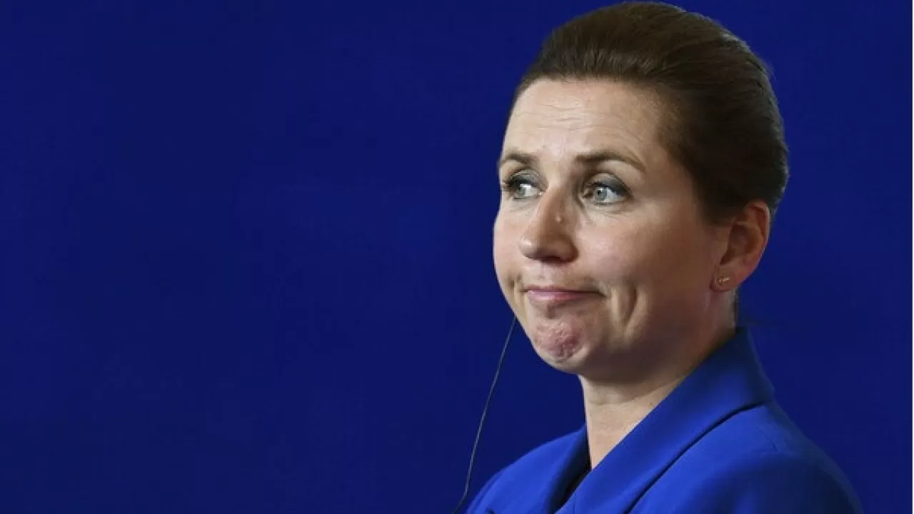 Премьер Дании пожаловалась на травлю в соцсетях