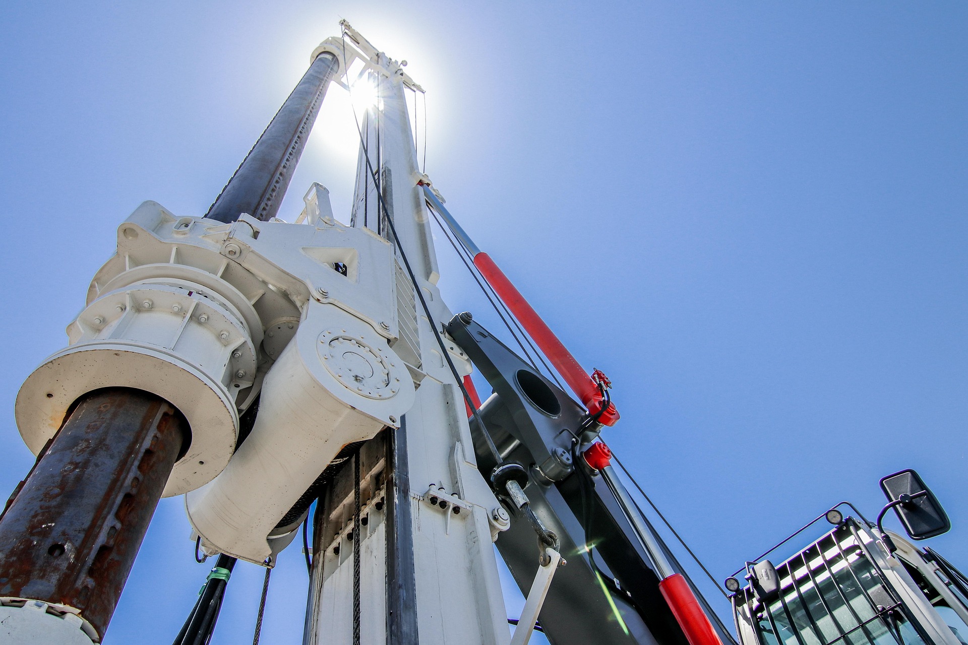 Кыргызстан рассчитывает на совместную добычу нефти с Россией 