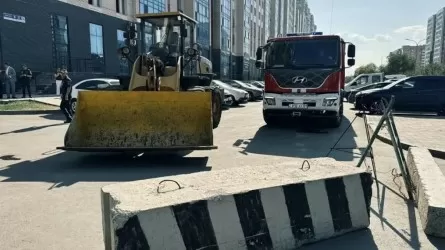 Пожарные могут &laquo;протаранить&raquo; авто? Что разрешено спасателям в Узбекистане и Казахстане 