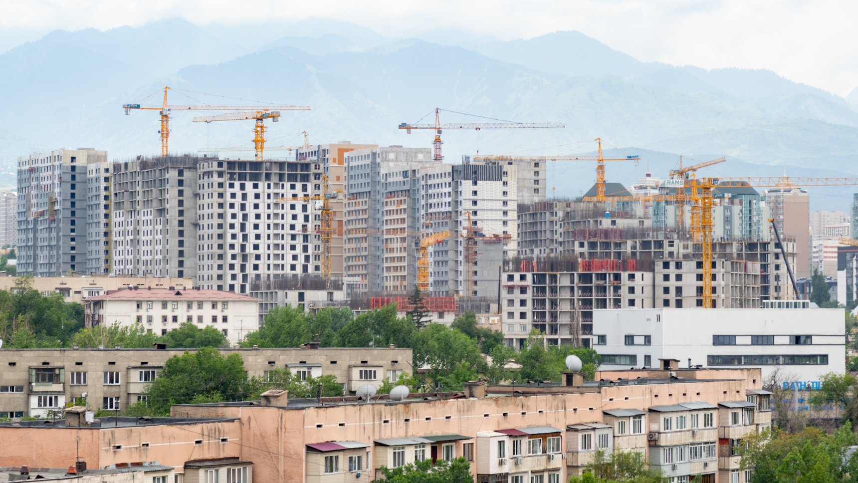 Как купить квартиру или машину и не попасть на деньги
